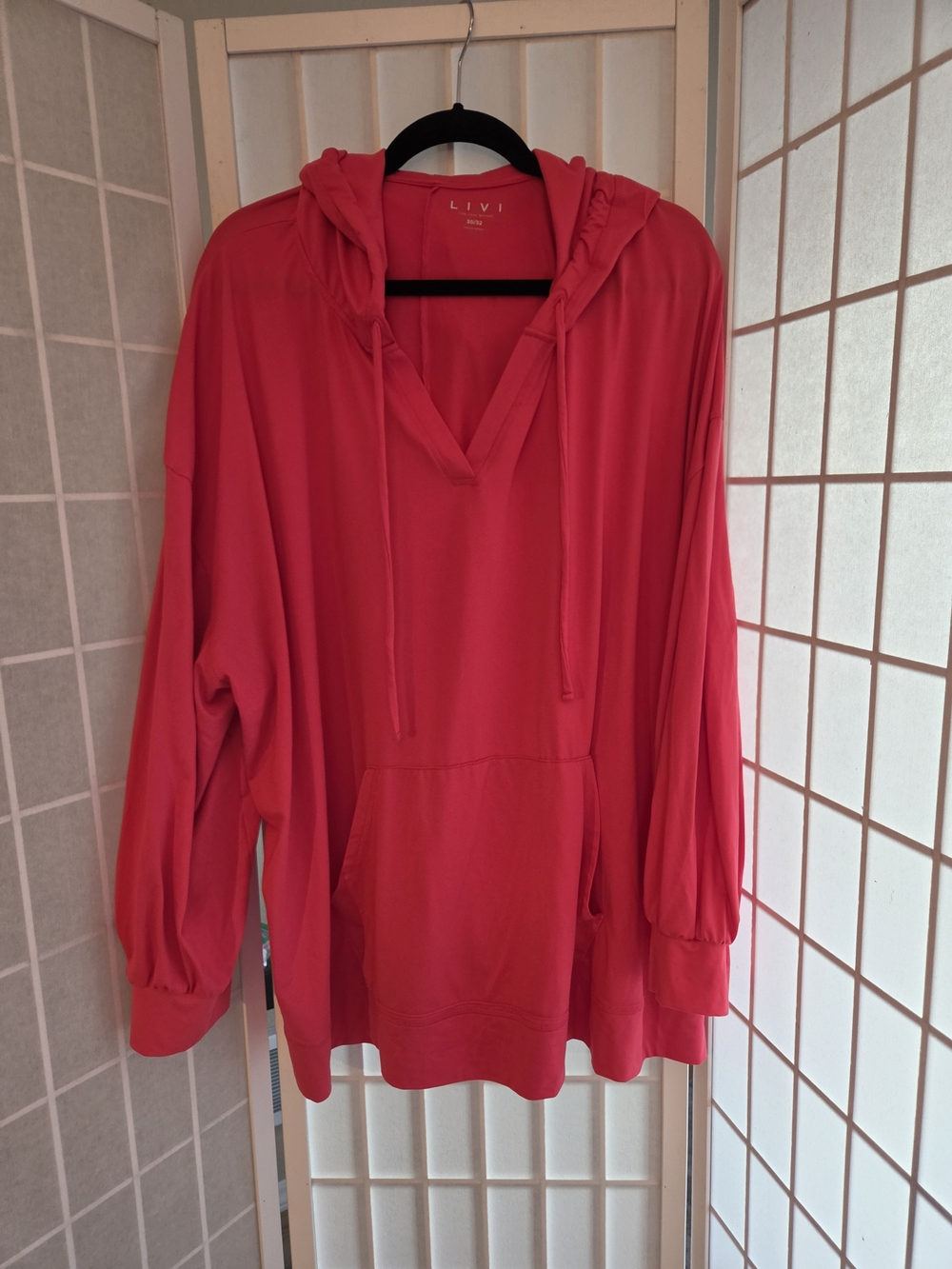 Livi Women's Hooded Pullover Top Size 30/32